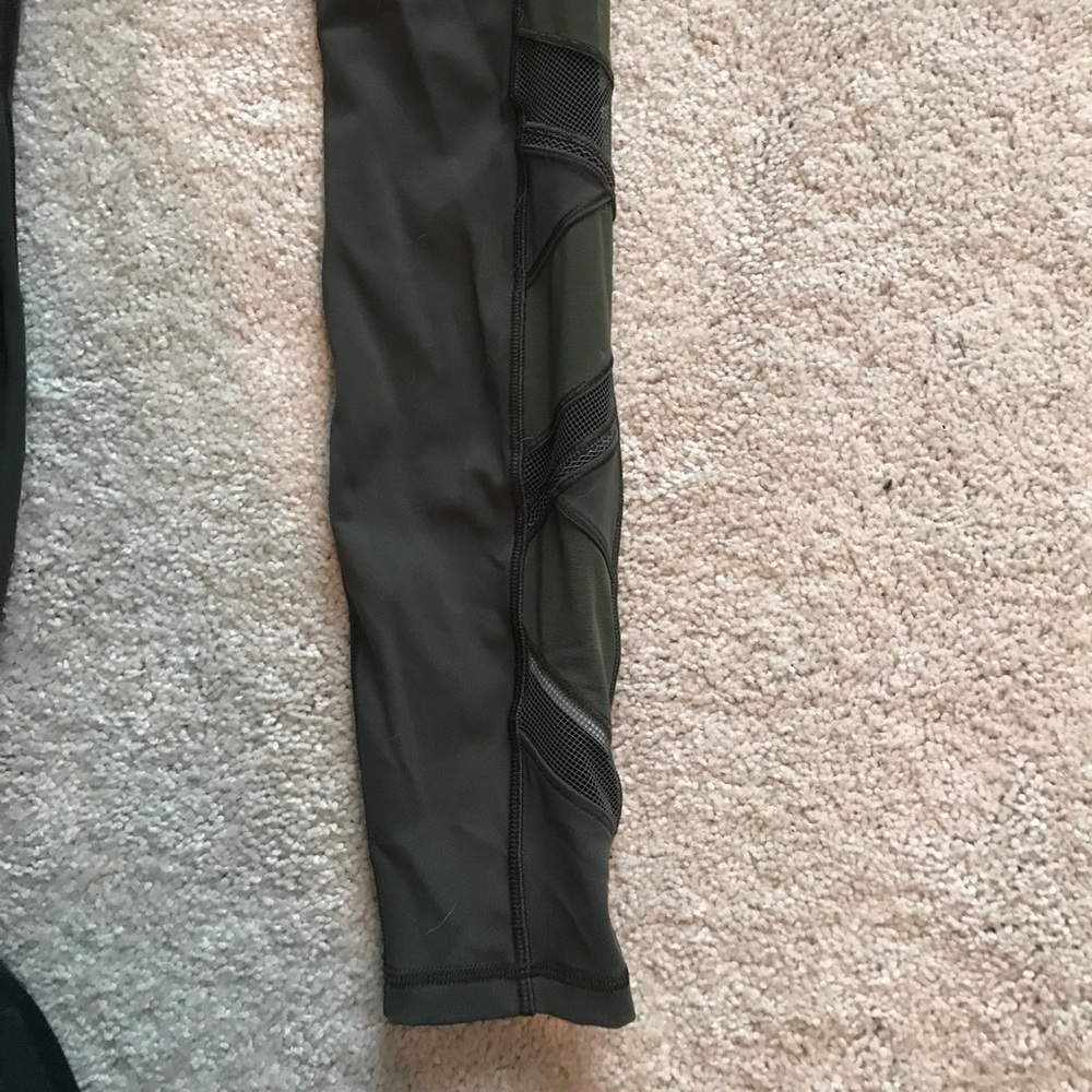 Lululemon - Picture 2 of 2